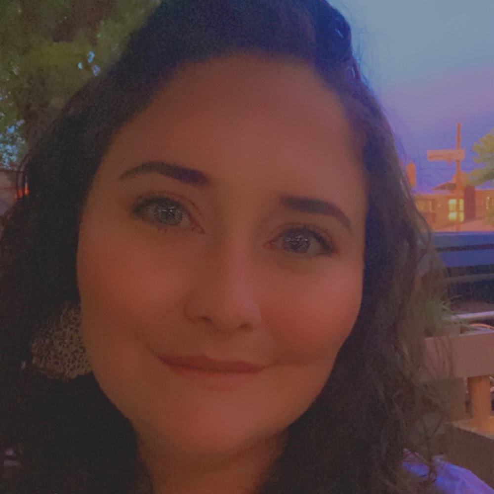 Meet your Posher, Caroline